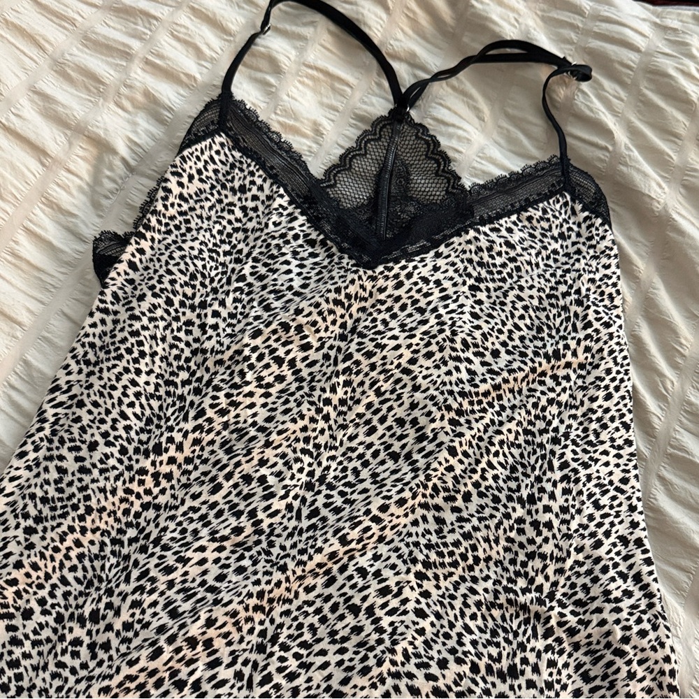 ** Victoria’s Secret ** Modal Leopard lace slip - Medium - NWT - Picture 3 of 10